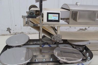 鄭州圓形涼皮機(jī)銷售廠家圖片|鄭州圓形涼皮機(jī)銷售廠家產(chǎn)品圖片由河南中原食品機(jī)械公司生產(chǎn)提供-